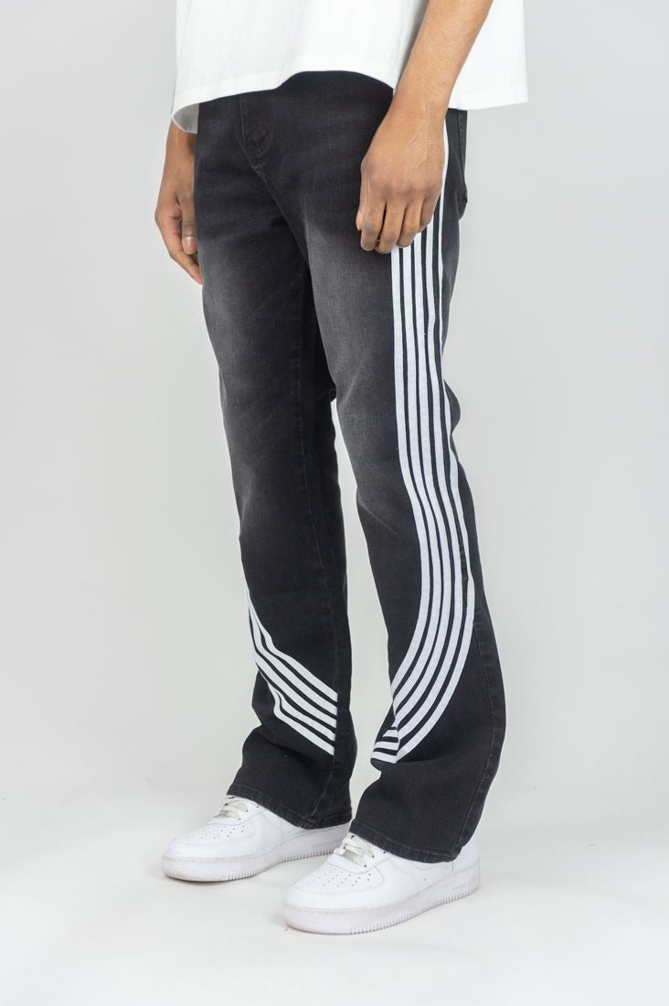 Bent Tape Flared Fit Jeans-Black