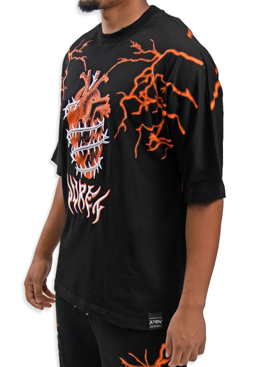 Juren Heart Graphic Tee - Black