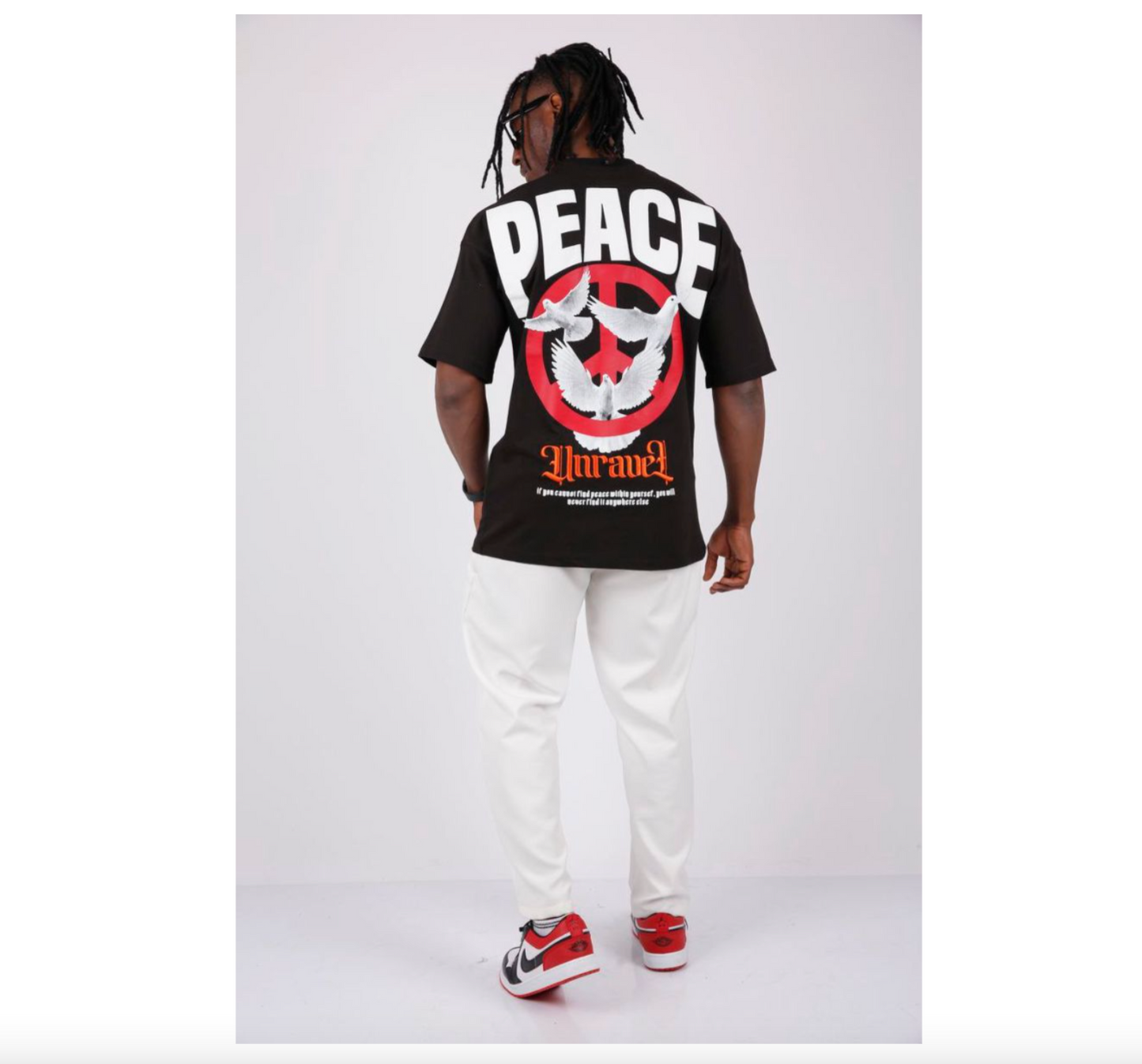 3 Dove Peace Graphic Tee - Black