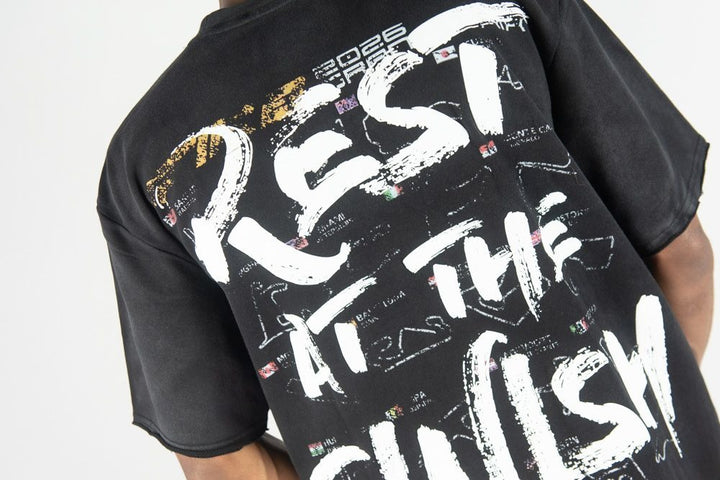 FINISH LINE TEE