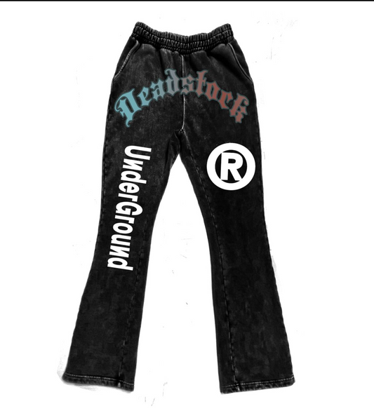 Underground Garment Dye Stack Pants Black (D2433)