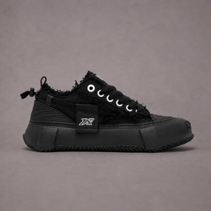Elevate Sneakers - Triple Black