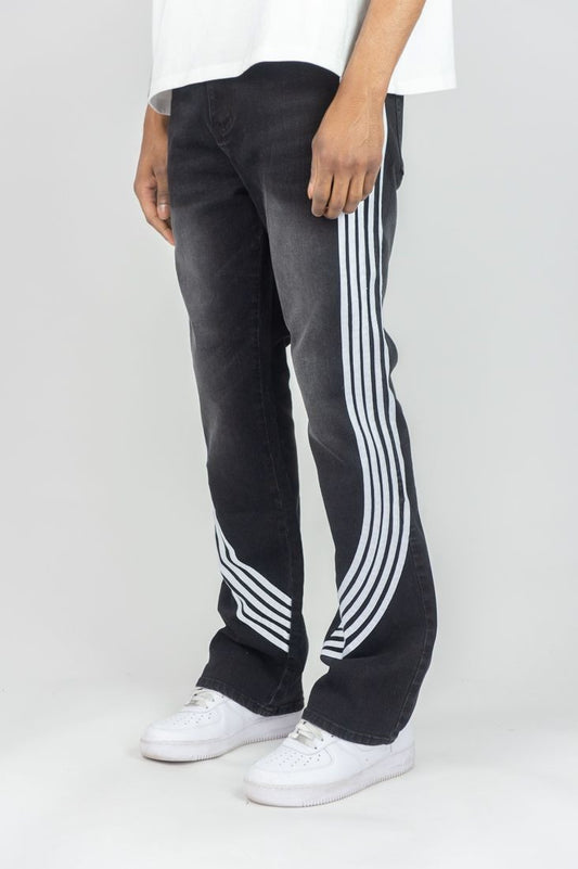 Bent Tape Flared Fit Jeans-Black