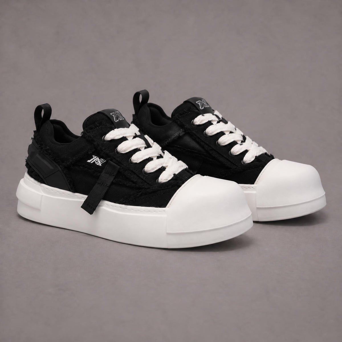 Mode Sneaker - Black/White