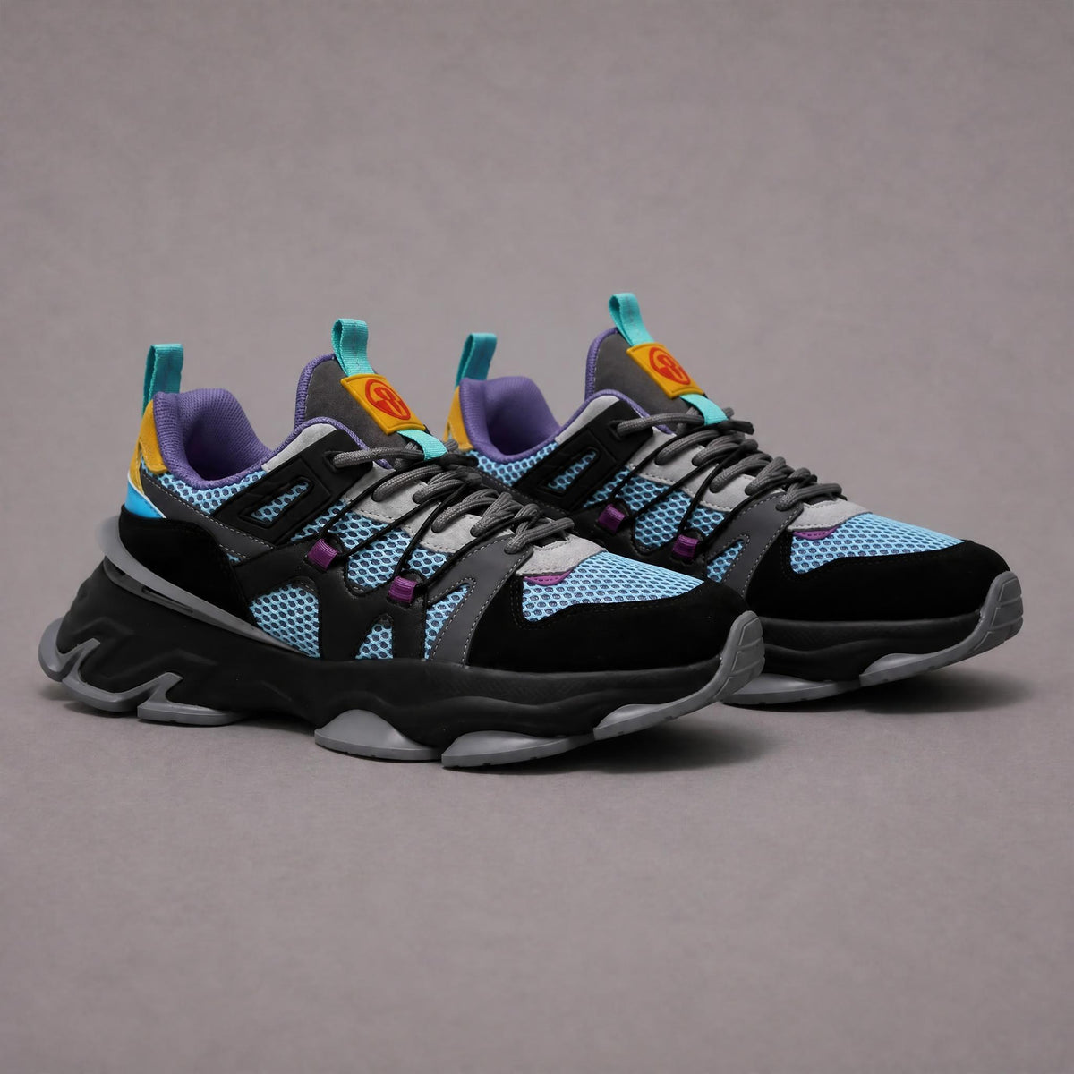 Pulse Sneakers - Black