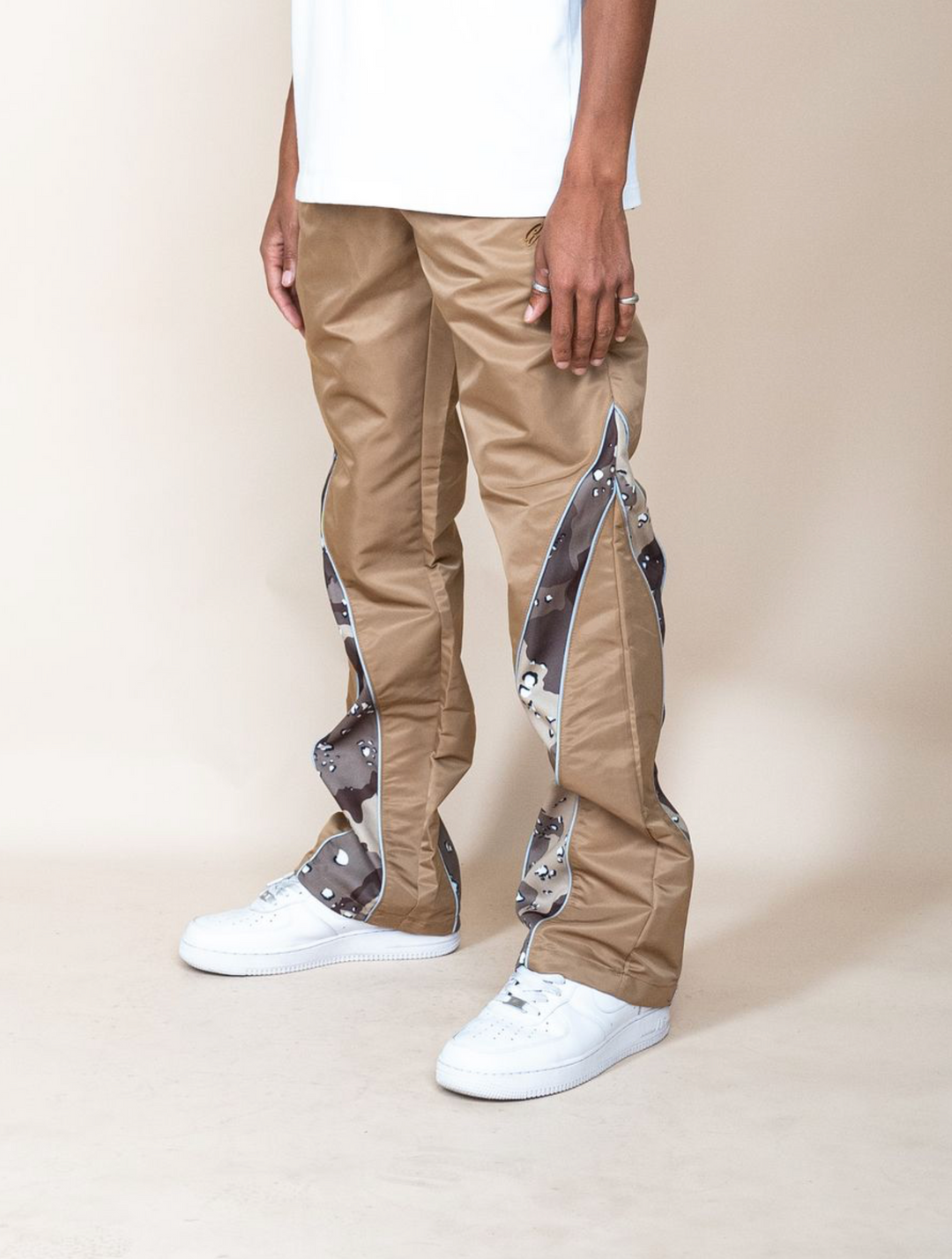 MV Pants - Desert Camo
