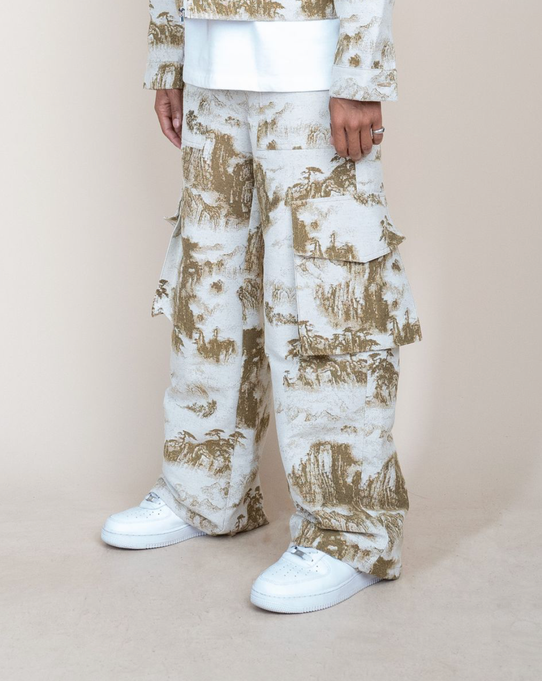 Tapestry Cargo Pants - Khaki