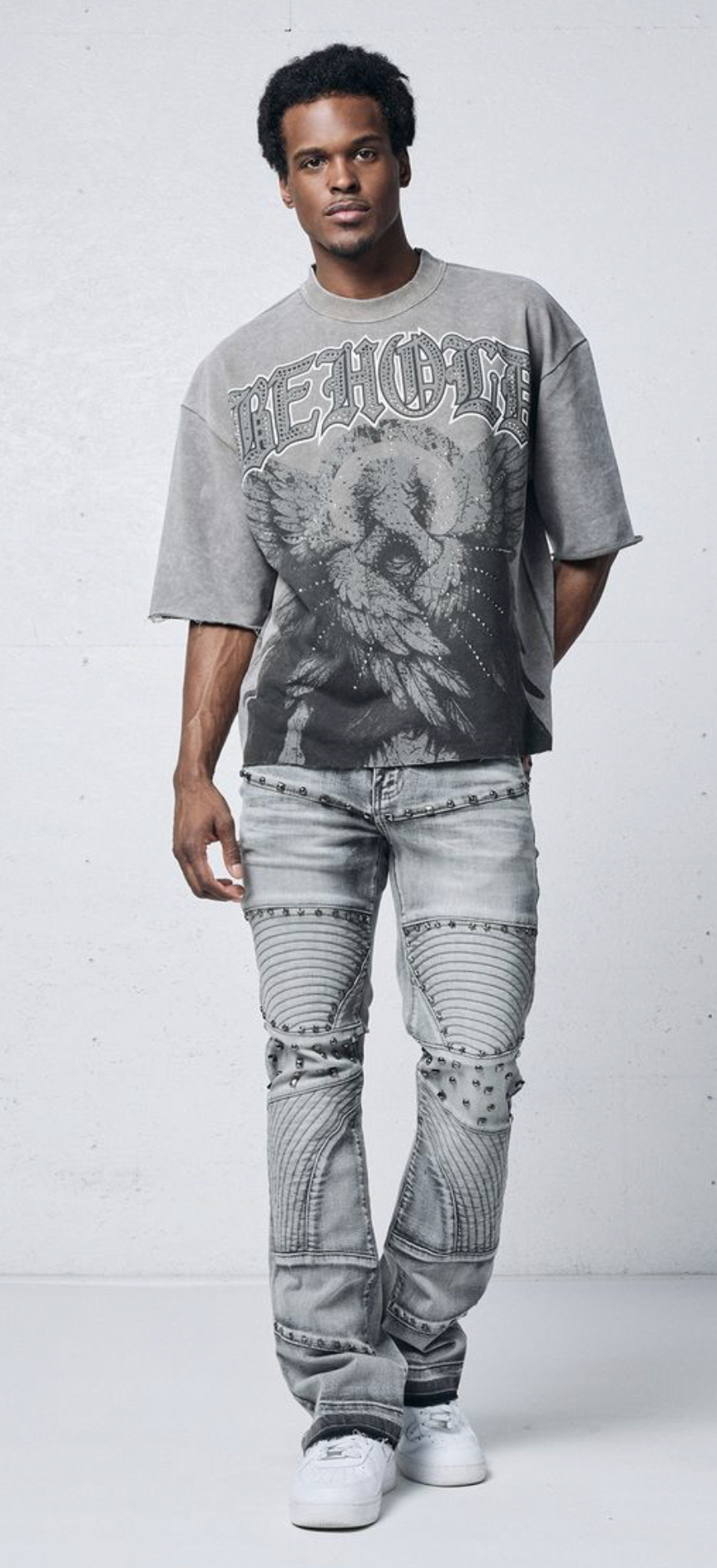 Behold Graphic Tee - Grey