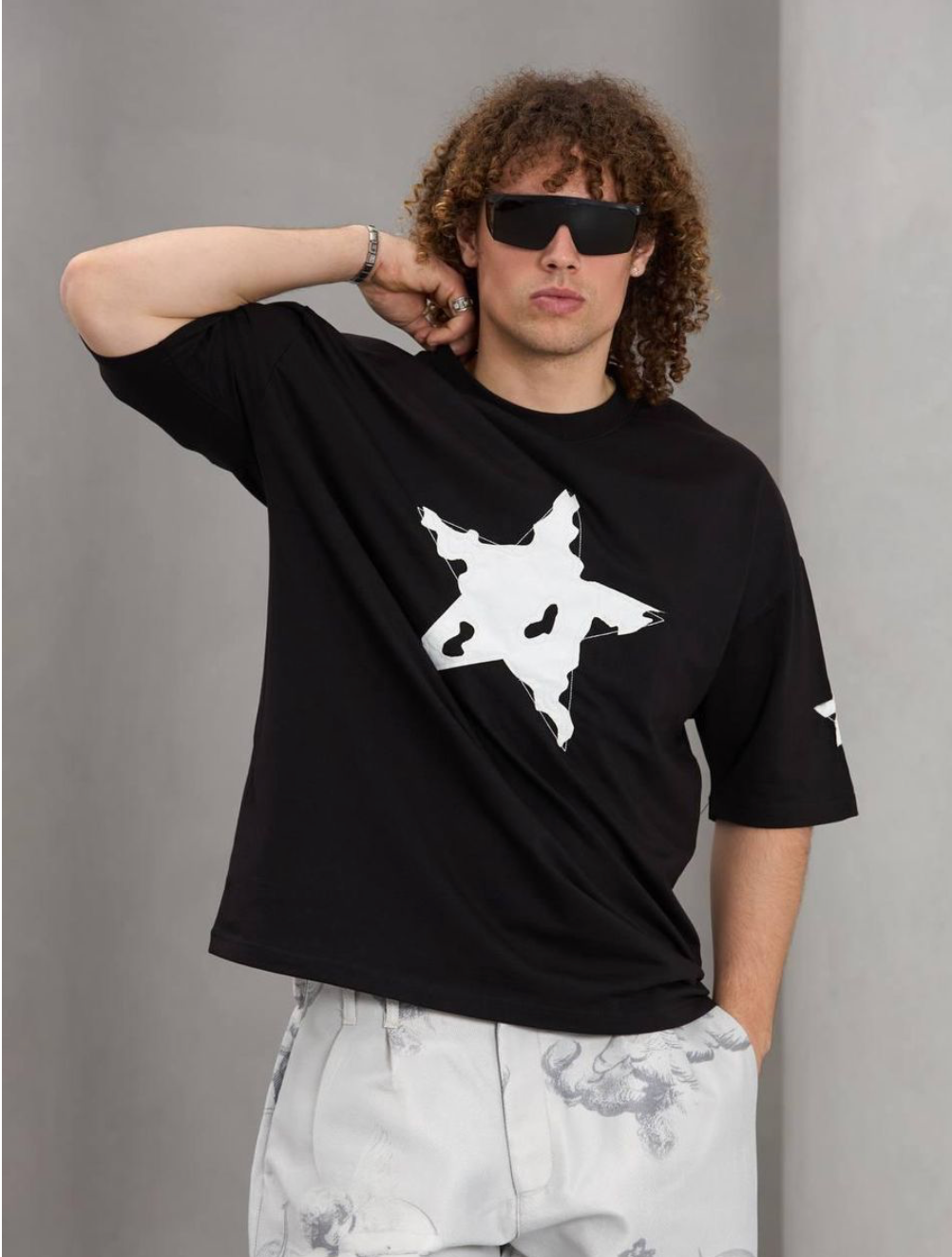 Chico Estrella Graphic Tee - Black