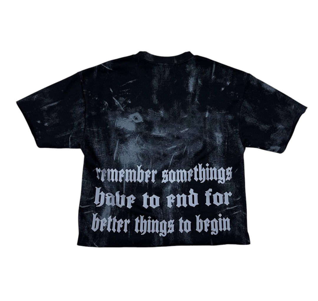 Destruction Cropped Tee - Black