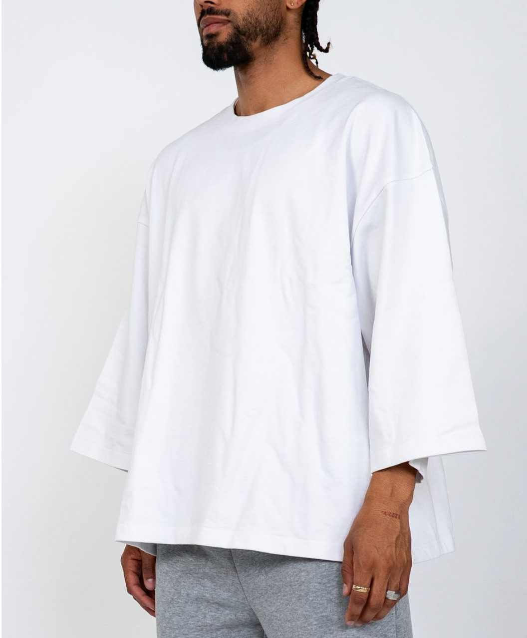 PERFECT QUARTER SLEEVE TEE