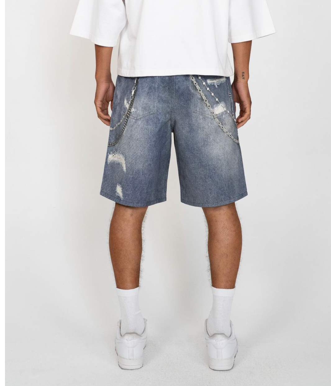 SNAPSHOT SHORTS