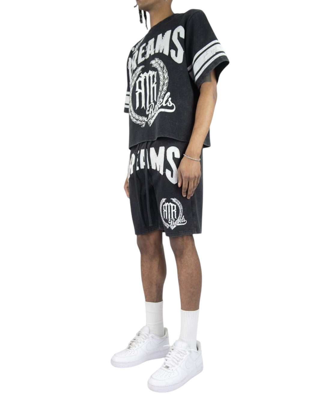 DREAMS PATCH SHORTS